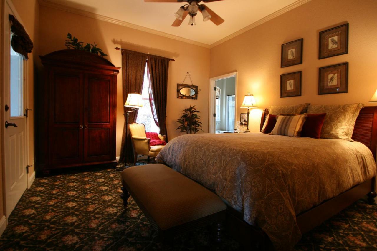 Yosemite Rose Bed And Breakfast 그로블런드 외부 사진